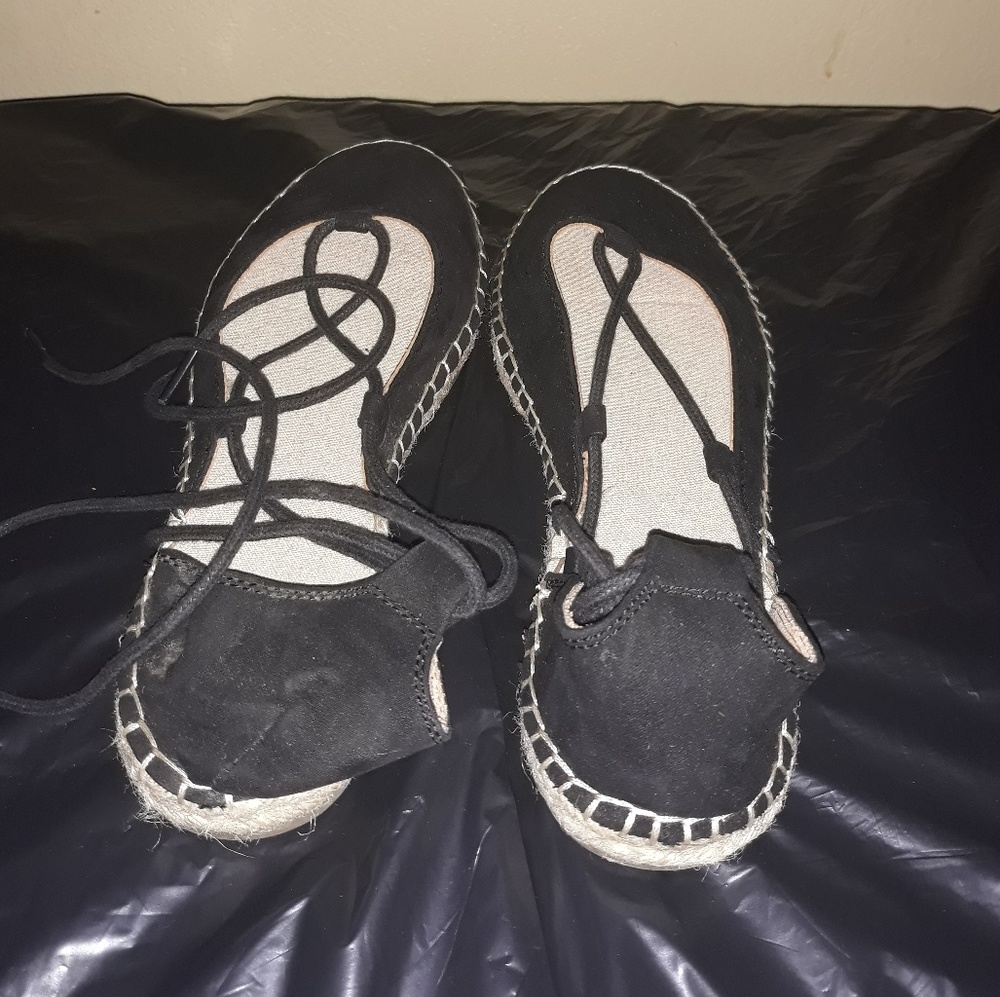 Women Tie up Slipper